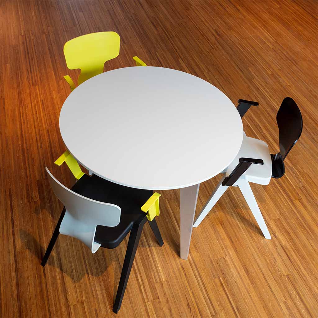 Circuform-REX - duurzame design stoel met armleuningen van Ineke Hans-Stoel-Liever Duurzaam