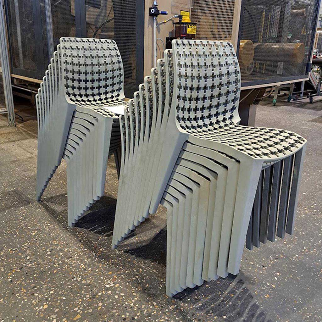 Circuform-KWART - stapelbare stoel - recyclebaar-Stoel-Liever Duurzaam