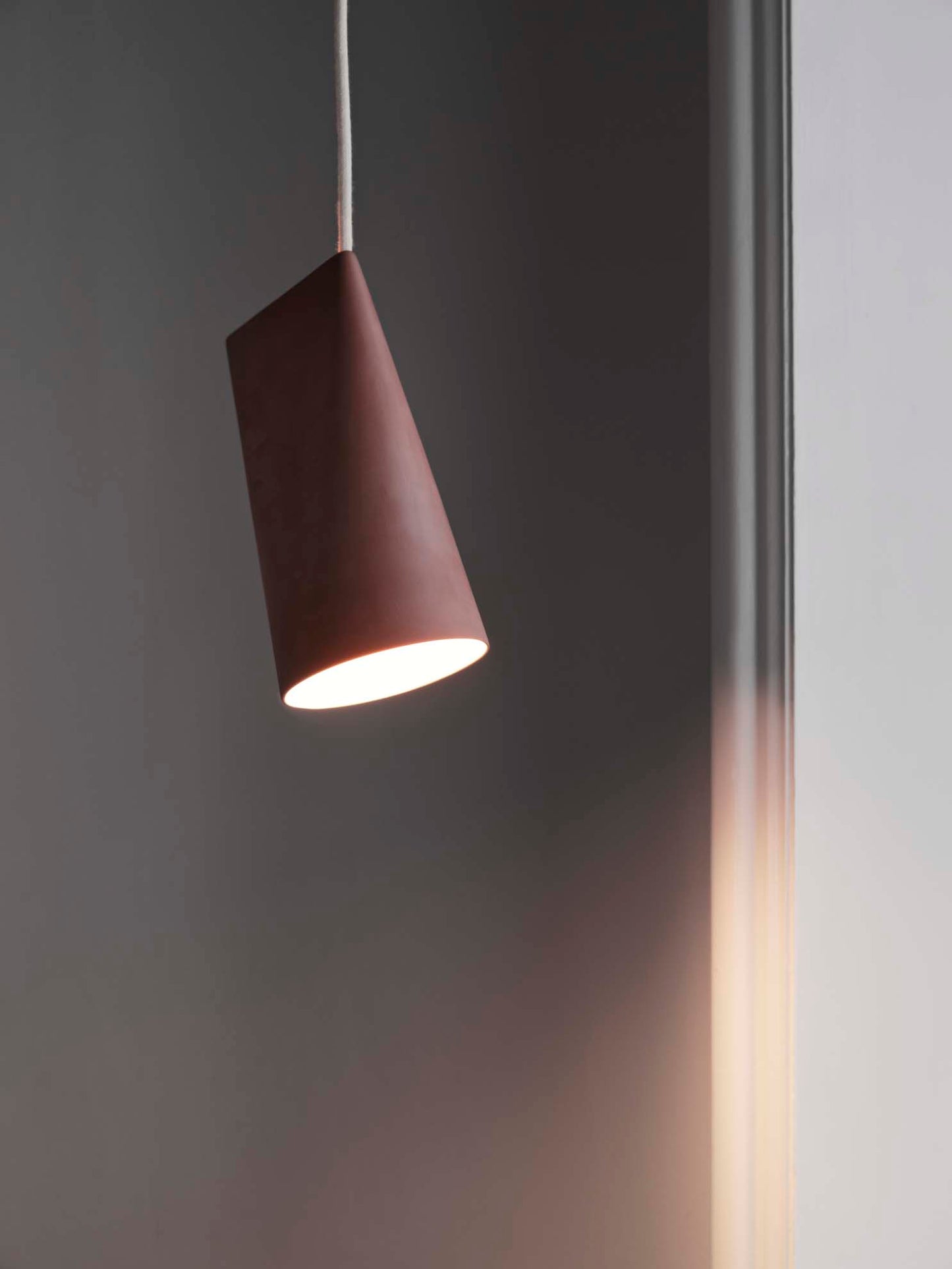 Moebe-Keramische hanglamp - Smal-Hanglamp-Liever Duurzaam