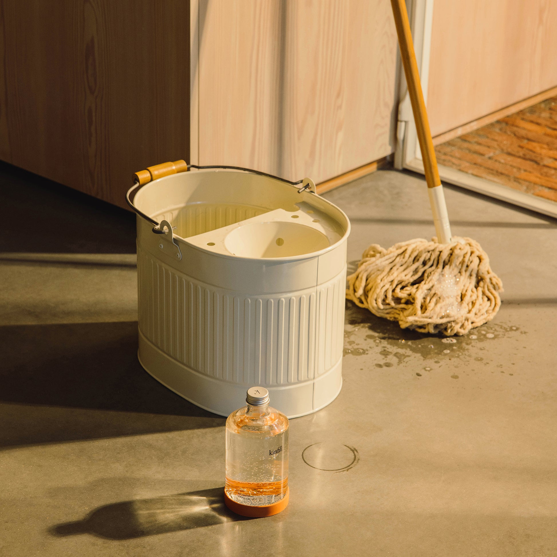 Kinfill-Starter kit Floor Cleaner - vloerreiniger-Schoonmaakmiddel-Liever Duurzaam