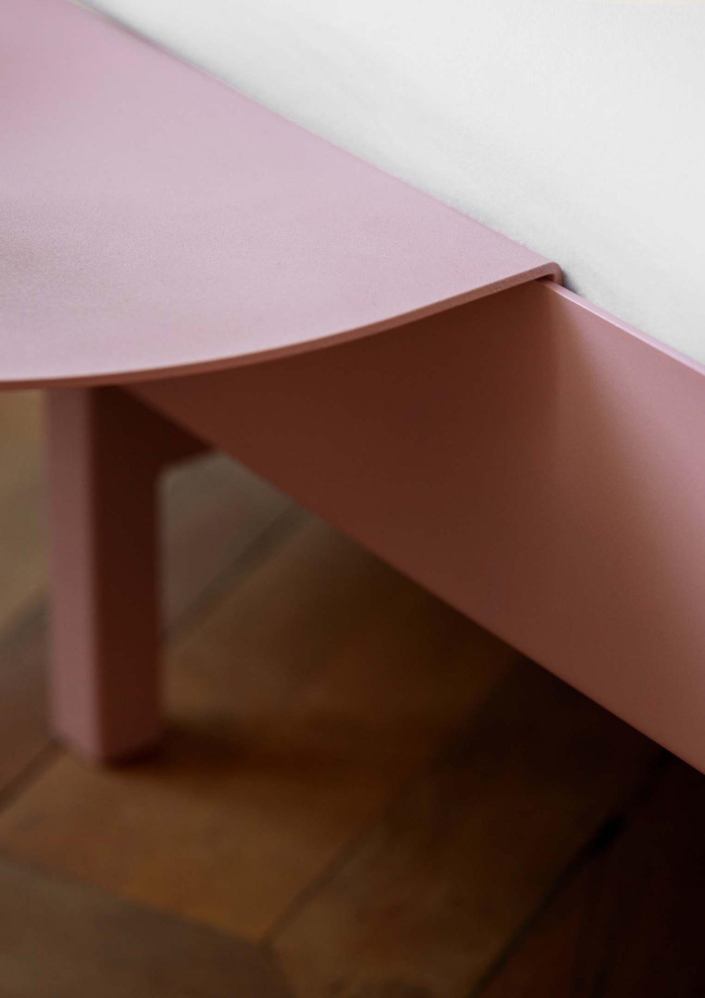 Moebe-Nachttafeltje - Bed Side Table-Nachtkast-Liever Duurzaam