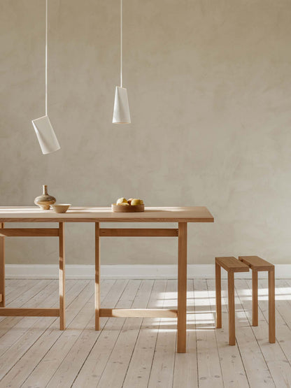 Moebe-Eettafel met T-vormig onderstel - eiken-Tafel-Liever Duurzaam