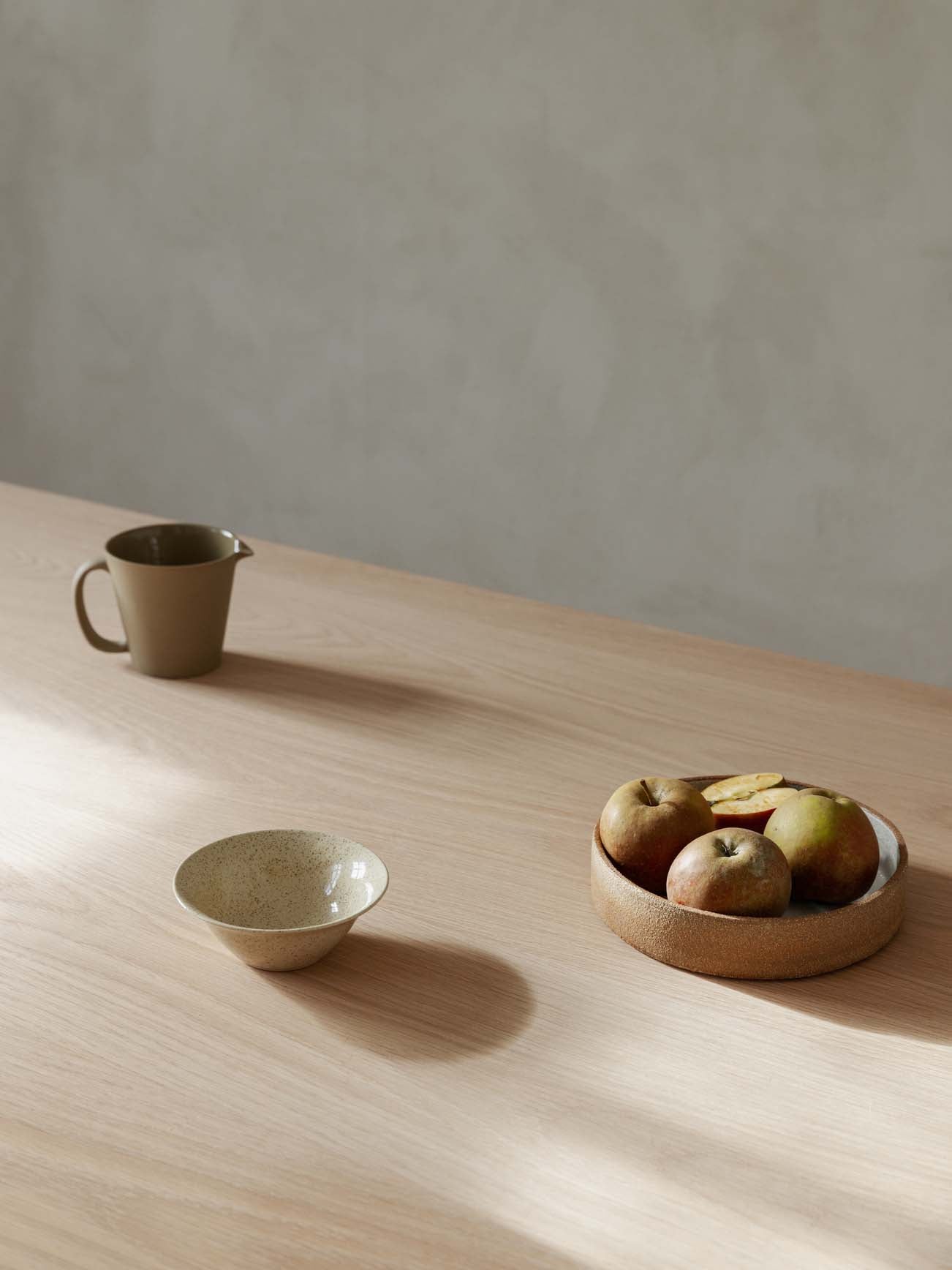Moebe-Eettafel met T-vormig onderstel - eiken-Tafel-Liever Duurzaam