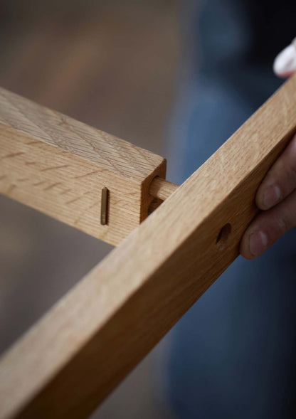 Moebe-Eettafel met T-vormig onderstel - eiken-Tafel-Liever Duurzaam